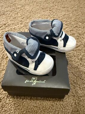 7 for all mankind infant boy booties
